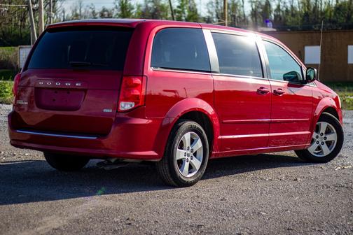 2013 Dodge Grand Caravan SE