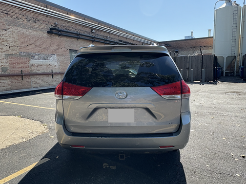 2011 Toyota Sienna LE