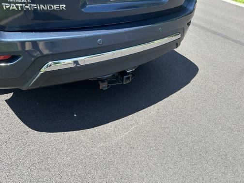 Blue 2016 Nissan Pathfinder SV