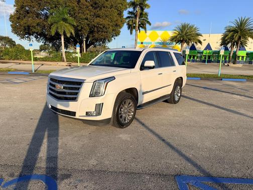 White 2018 Cadillac Escalade Base