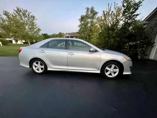 2014 Toyota Camry SE
