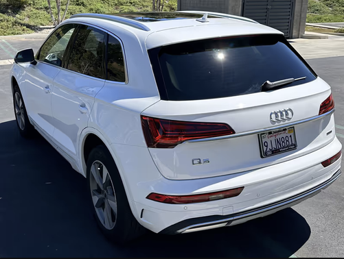 2023 Audi Q5 40 Premium