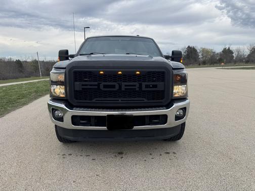 Gray 2015 Ford F-250 Lariat