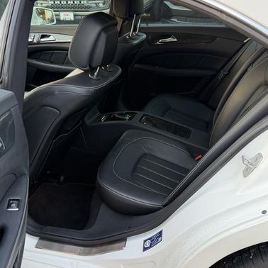 White 2015 Mercedes-Benz CLS-Class CLS 550