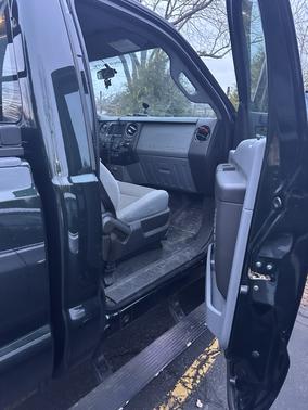 Green 2014 Ford F-250 XL