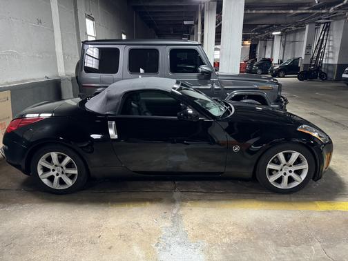 2005 Nissan 350Z Touring