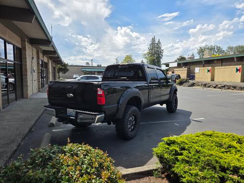 Black 2013 Ford F-350 Platinum