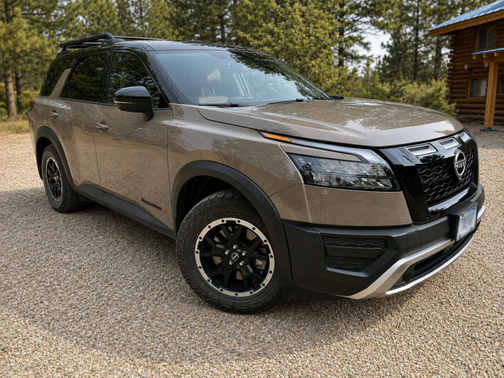 Brown 2023 Nissan Pathfinder Rock Creek