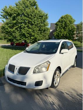2010 Pontiac Vibe Base