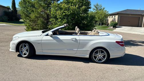 White 2012 Mercedes-Benz E-Class E 550