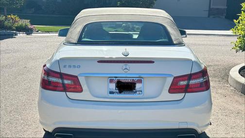 White 2012 Mercedes-Benz E-Class E 550