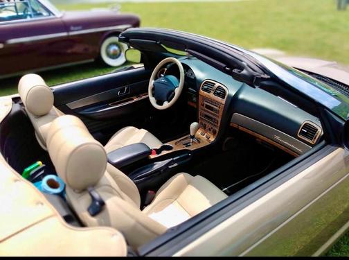 Gold 2005 Ford Thunderbird 50th Anniversary