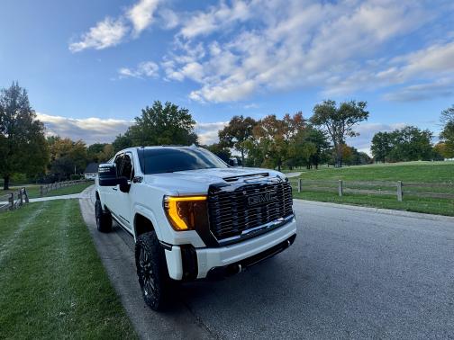 2024 GMC Sierra 2500 Denali Ultimate