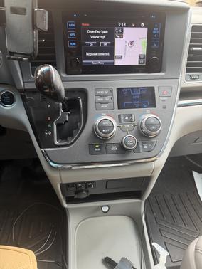 Gray 2017 Toyota Sienna XLE Premium