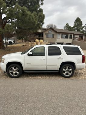 White 2011 Chevrolet Tahoe LT