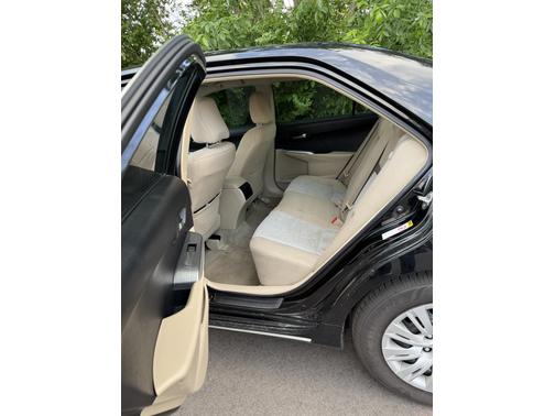 2013 Toyota Camry Hybrid LE