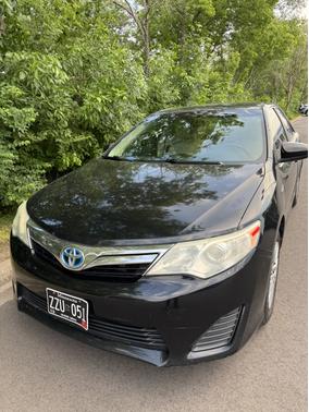 2013 Toyota Camry Hybrid LE