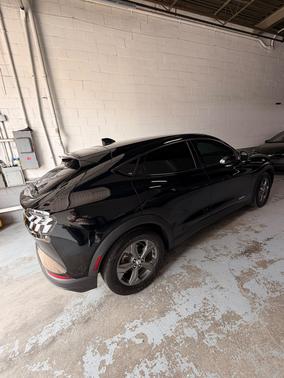 Black 2022 Ford Mustang Mach-E Select