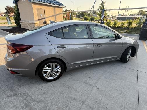 2020 Hyundai ELANTRA Value Edition