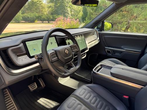 2022 Rivian R1S Launch Edition