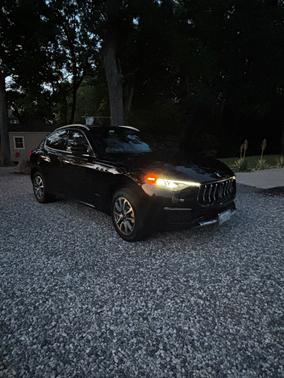 Black 2021 Maserati Levante GranLusso