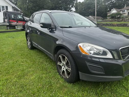 2011 Volvo XC60 3.2