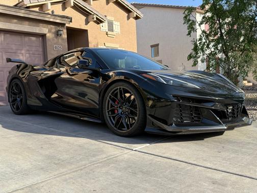 Black 2024 Chevrolet Corvette Z06 w/2LZ