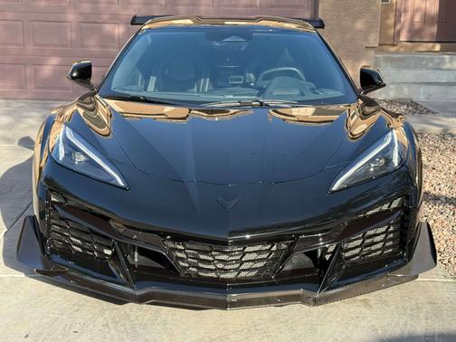 Black 2024 Chevrolet Corvette Z06 w/2LZ