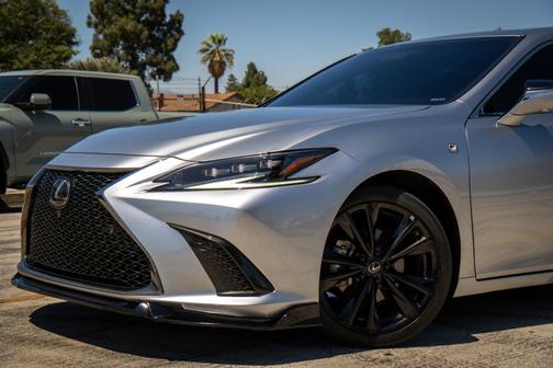 Silver 2024 Lexus ES 300h F SPORT Handling