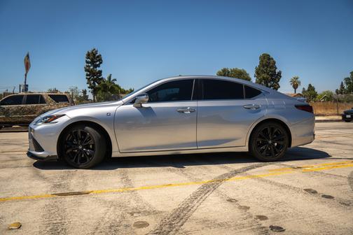 Silver 2024 Lexus ES 300h F SPORT Handling