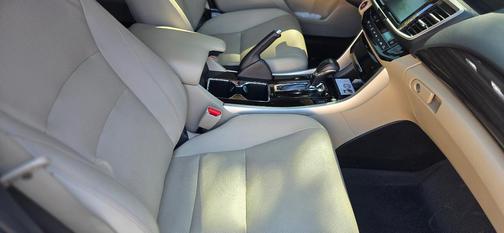 White 2017 Honda Accord Touring