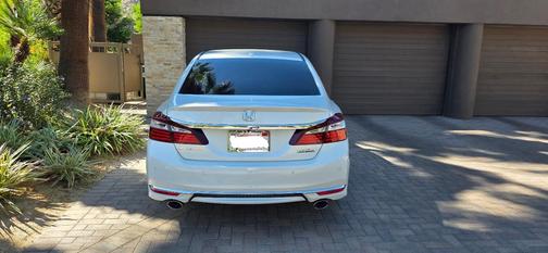 White 2017 Honda Accord Touring