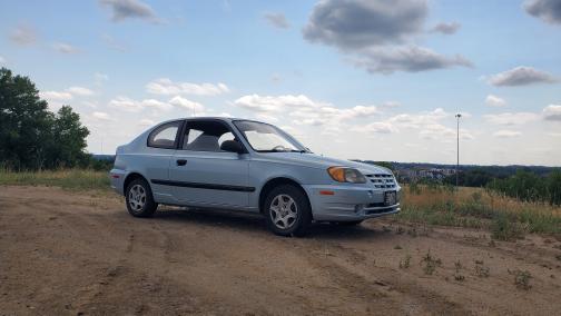 2003 Hyundai Accent GL