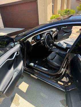 Black 2016 Tesla Model S 75D