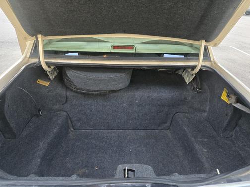1997 Lincoln Town Car Executive