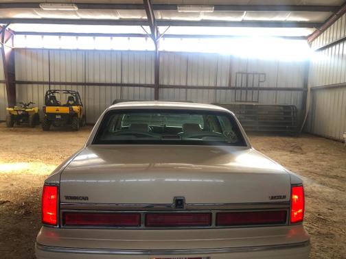 1997 Lincoln Town Car Executive