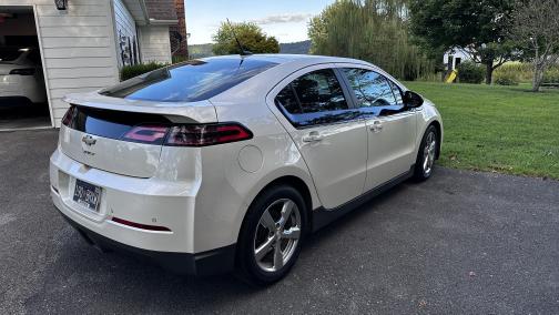 2013 Chevrolet Volt Base
