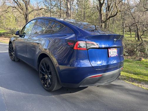 2022 Tesla Model Y Long Range