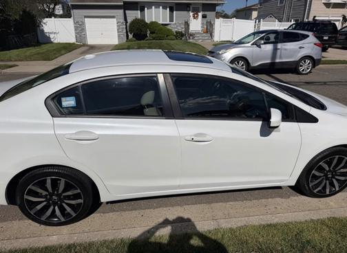 White 2015 Honda Civic EX