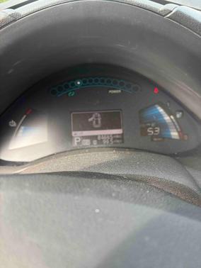 Silver 2013 Nissan Leaf SL