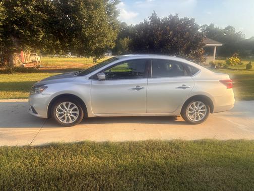 Silver 2018 Nissan Sentra SV