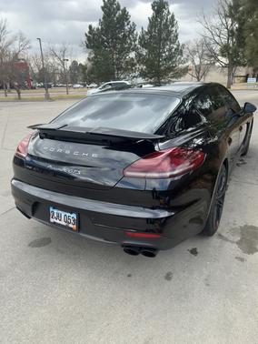 2016 Porsche Panamera Panamera GTS