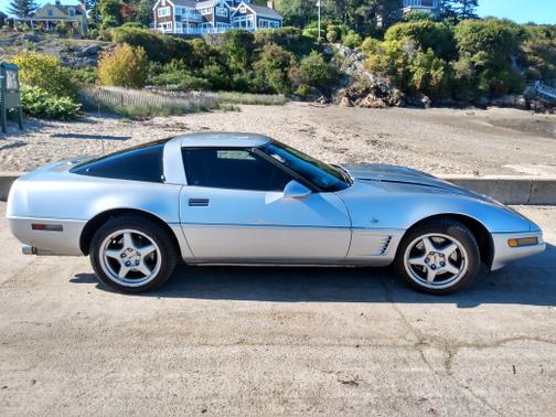 1996 Chevrolet Corvette Base