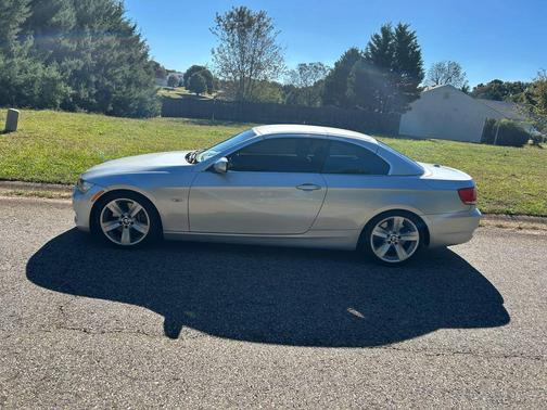 2010 BMW 335 i