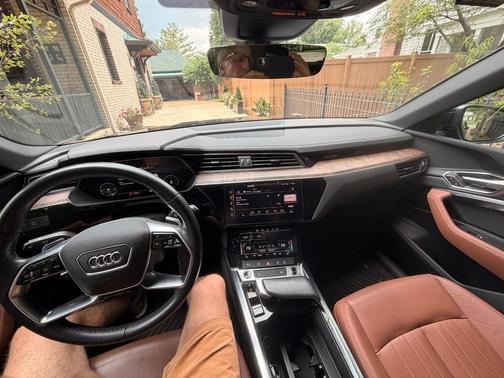 Blue 2022 Audi e-tron Premium