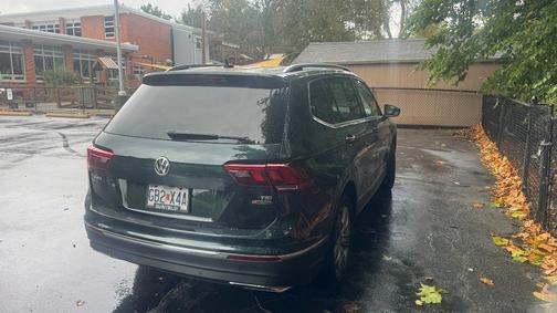 Green 2018 Volkswagen Tiguan 2.0T SEL Premium