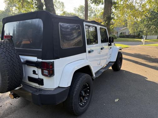 2014 Jeep Wrangler Unlimited Freedom Edition
