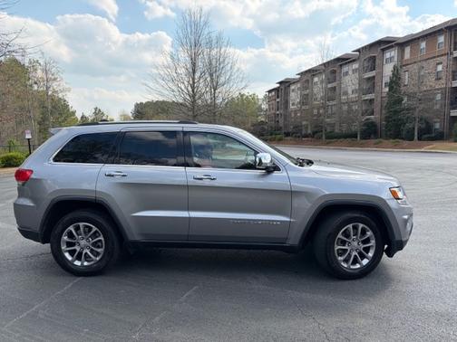 Silver 2015 Jeep Grand Cherokee Limited