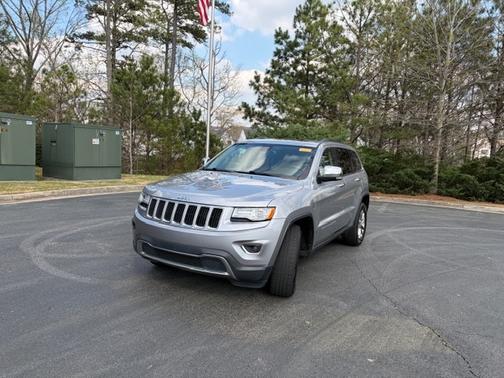 Silver 2015 Jeep Grand Cherokee Limited