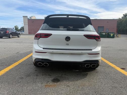 White 2024 Volkswagen Golf R 2.0T Manual